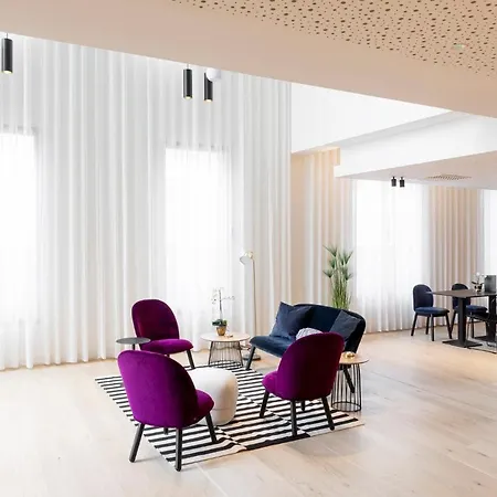 Corsendonk Turnova Hotel 4*